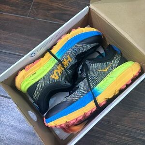 HOKA Men’s MAFATE Speed 4 Athletic Shoes